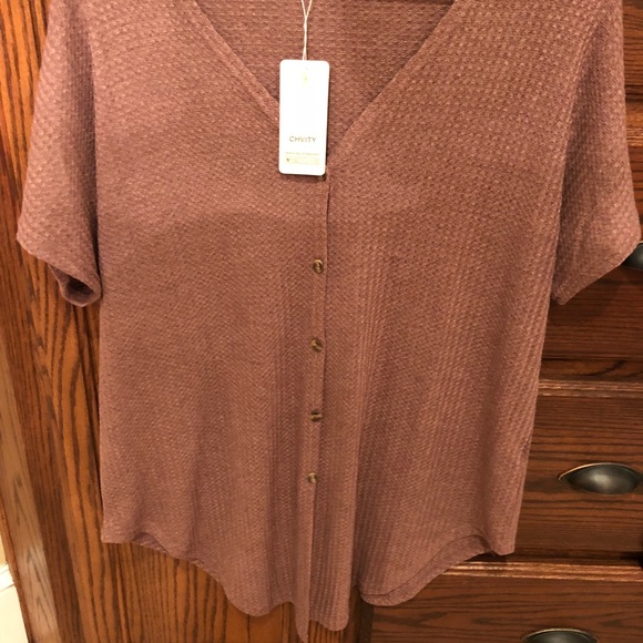 Shirt - Picture 1 of 2